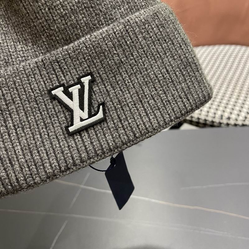 LV hat (1296)