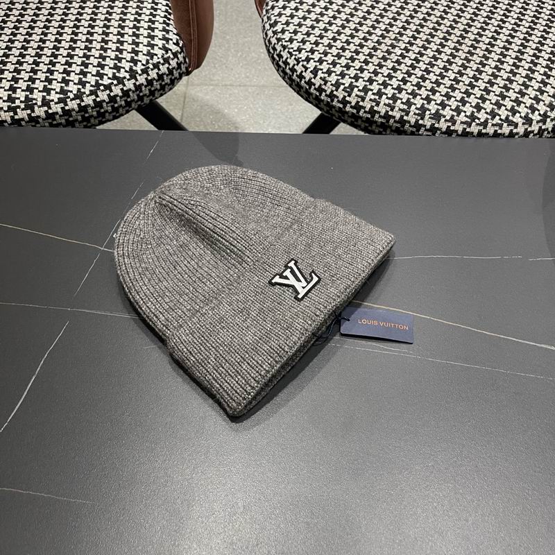 LV hat (1300)