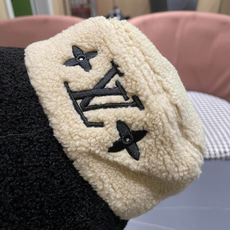 LV hat (149)