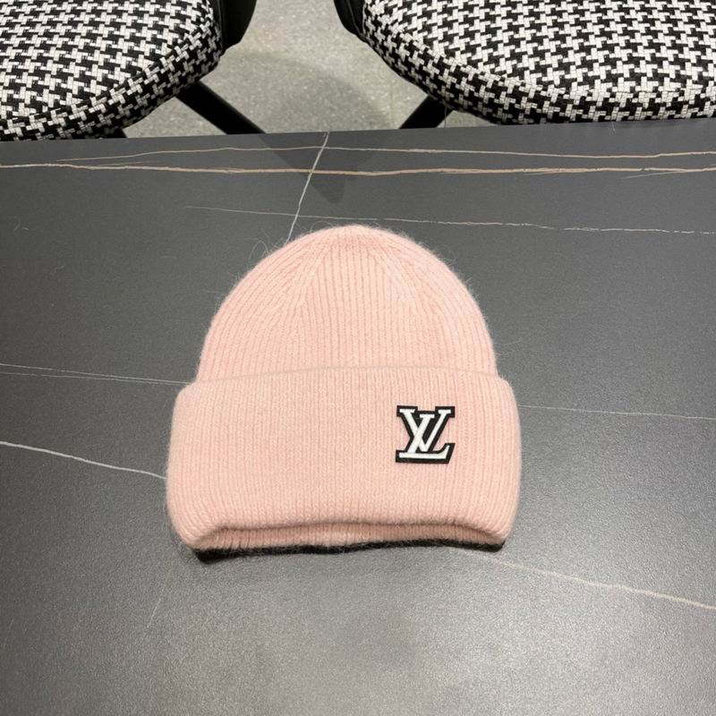 LV hat (1553)
