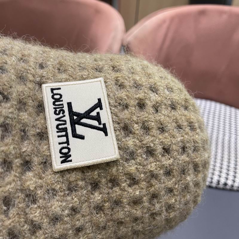 LV hat (1976)