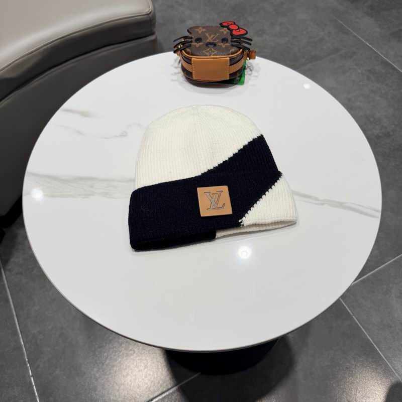 LV hat (2125)