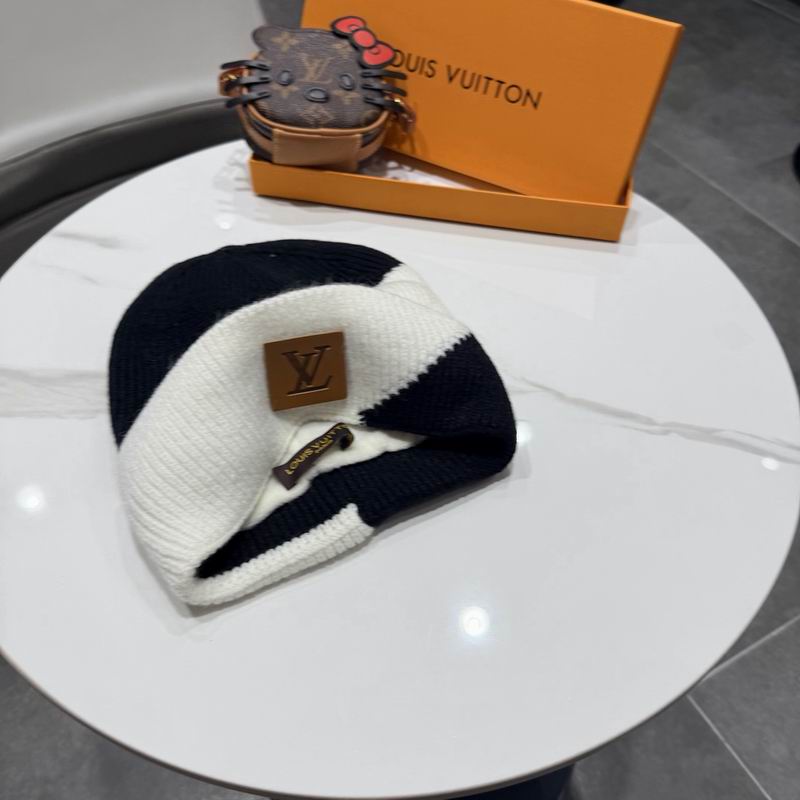 LV hat (2126)