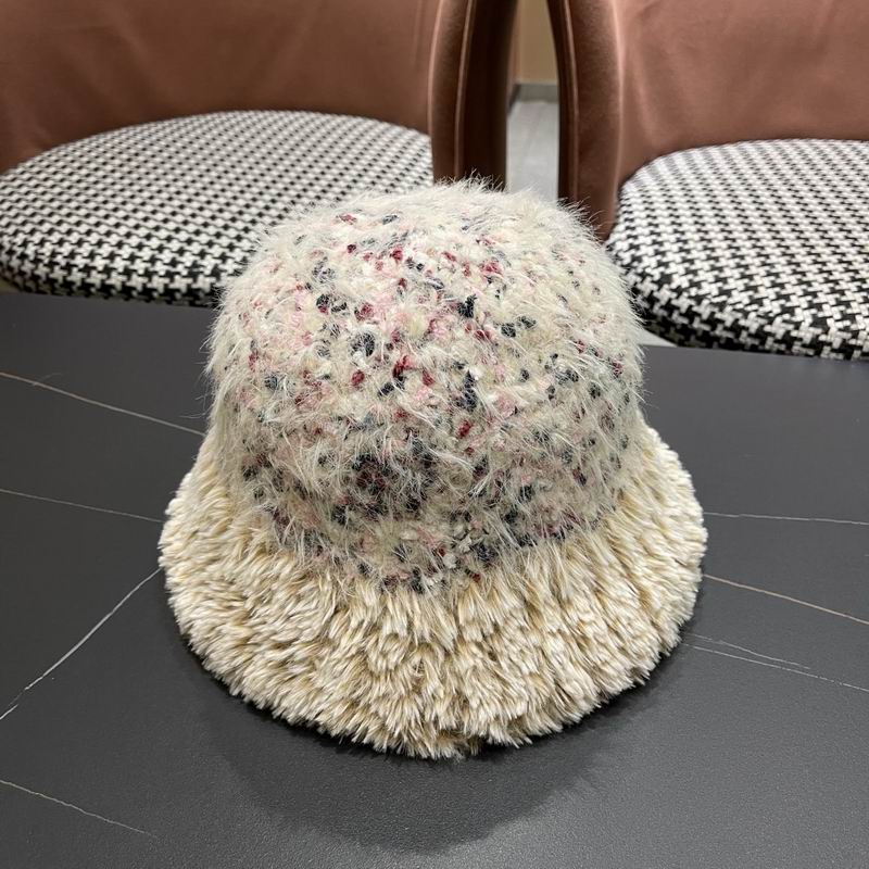 LV hat (273)