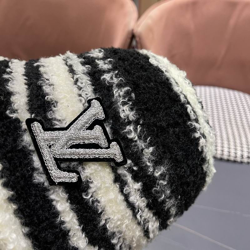 LV hat (39)