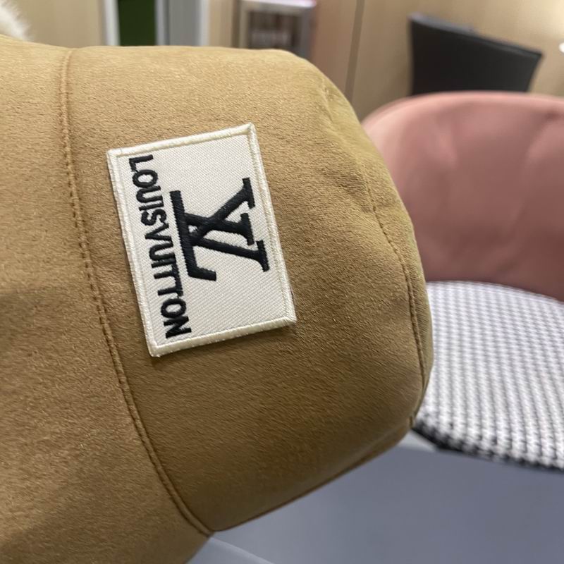 LV hat (440)