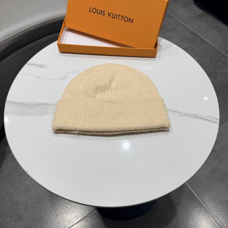 LV hat (547)