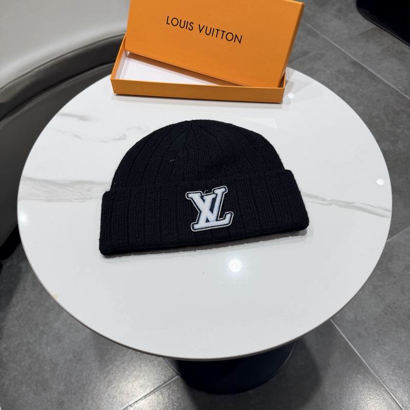 LV hat (562)