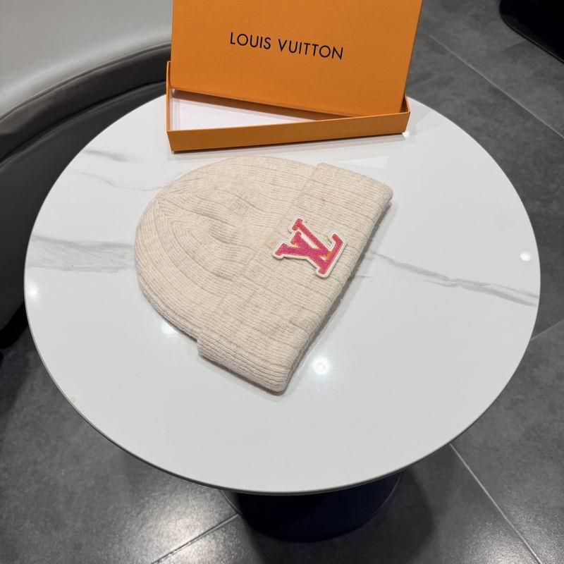 LV hat (569)
