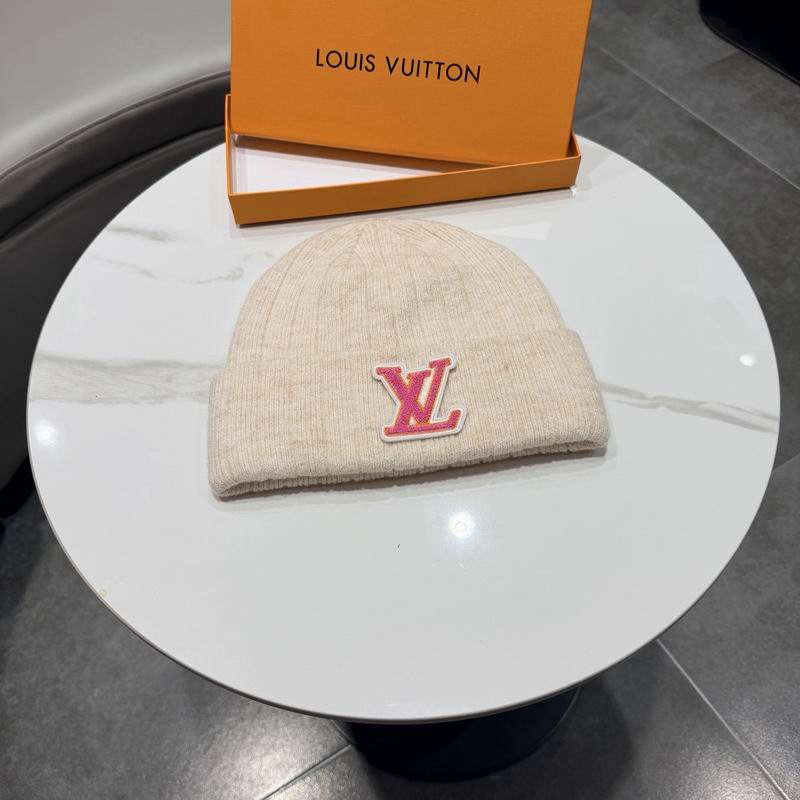 LV hat (571)