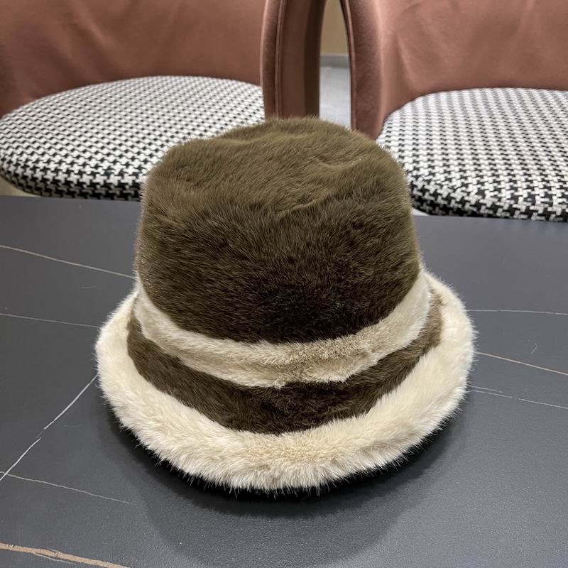 LV hat (574)