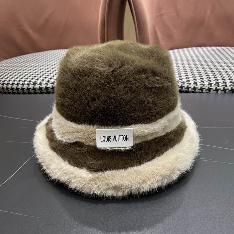 LV hat (579)