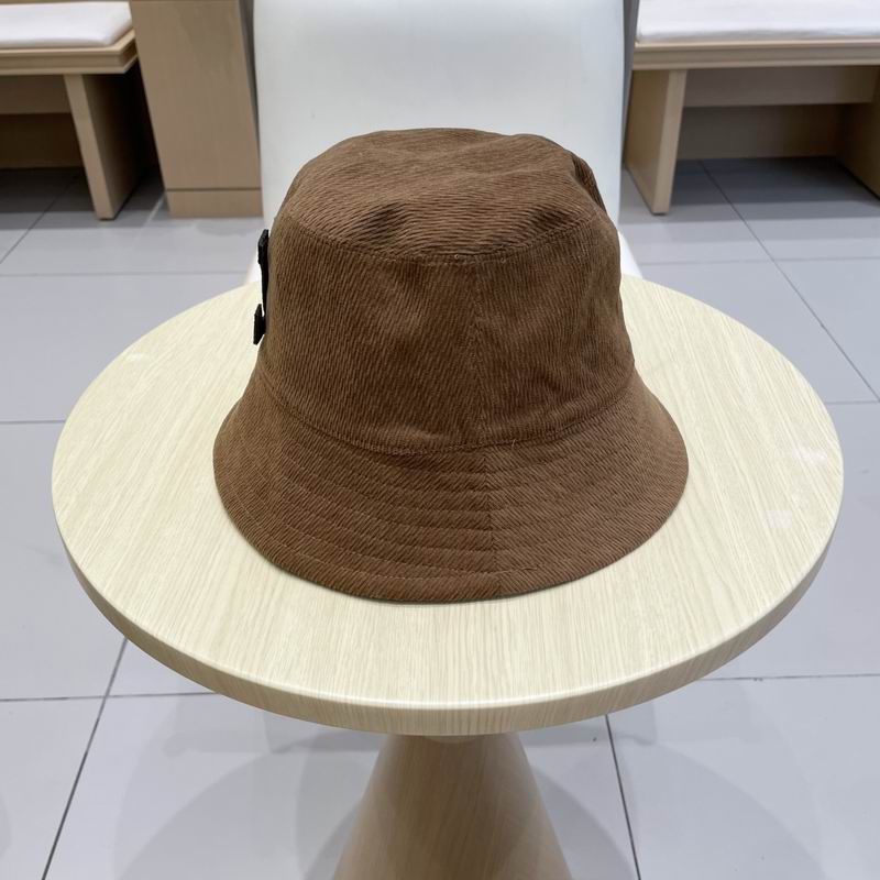 LV hat (609)