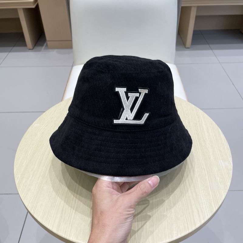 LV hat (615)