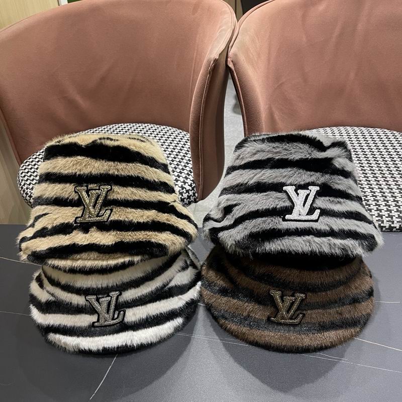 LV hat (624)