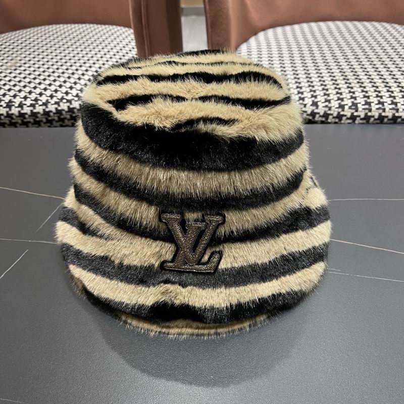 LV hat (645)