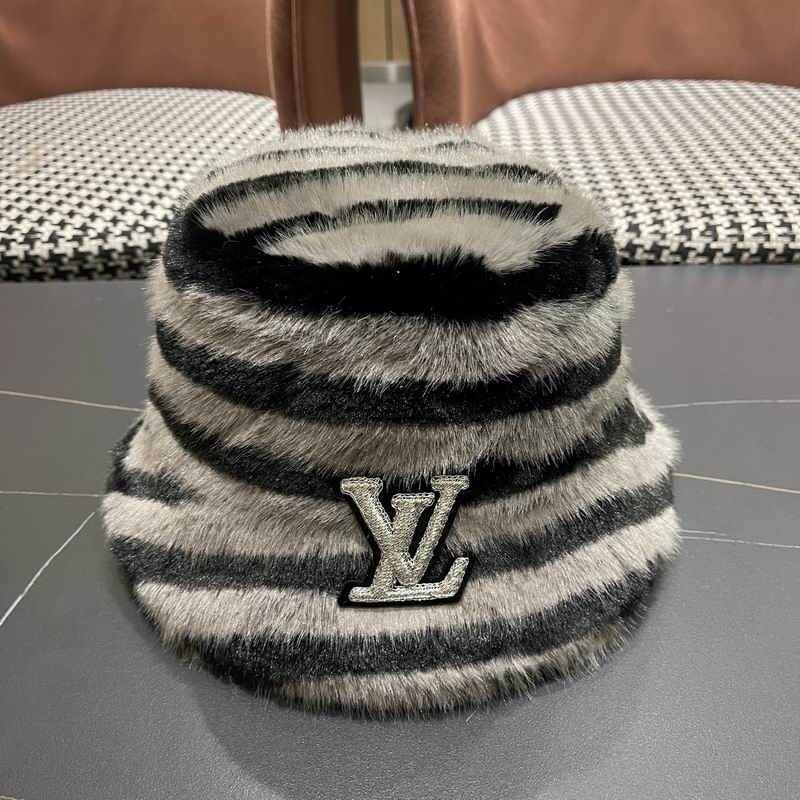 LV hat (656)