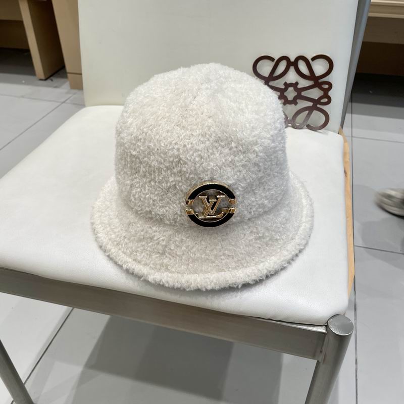 LV hat (728)