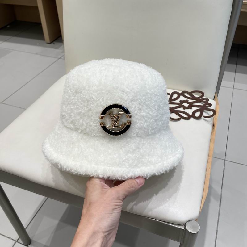 LV hat (734)