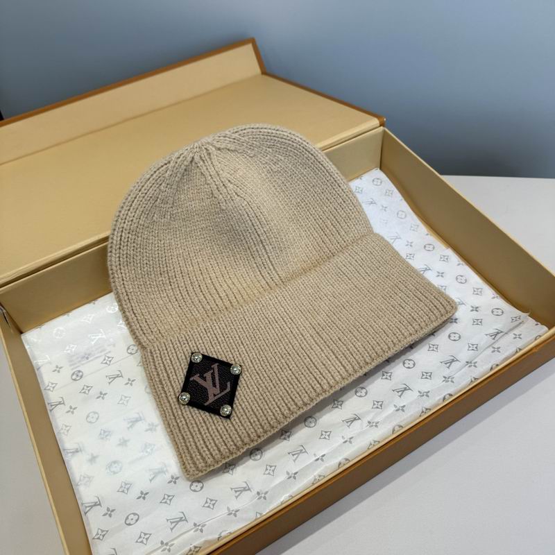 LV hat (932)