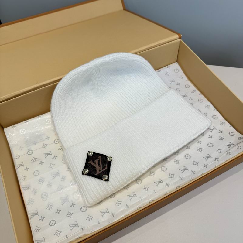 LV hat (934)