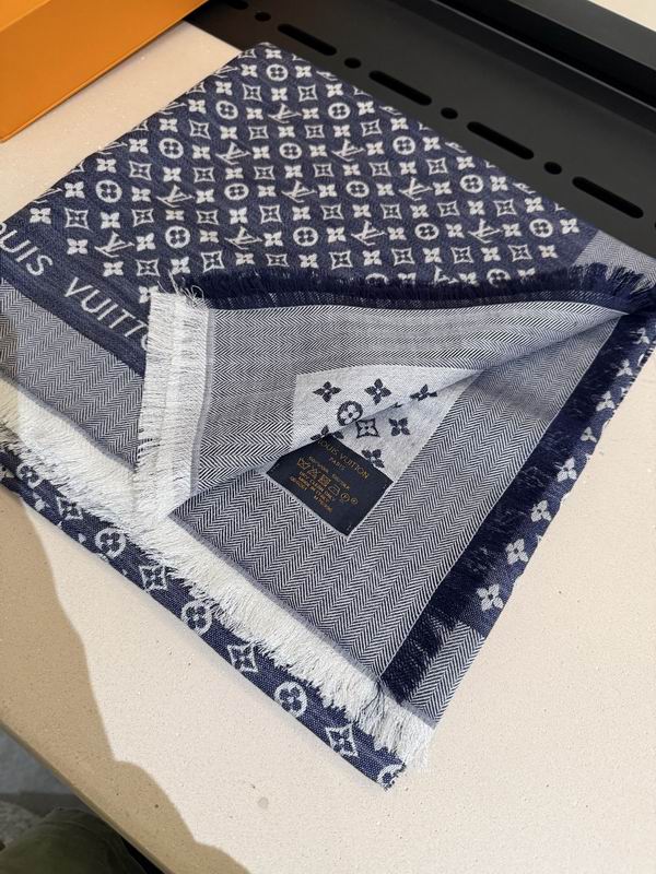 LV scarf 120X120cm 70%羊毛30%桑蚕丝 E10 (15)