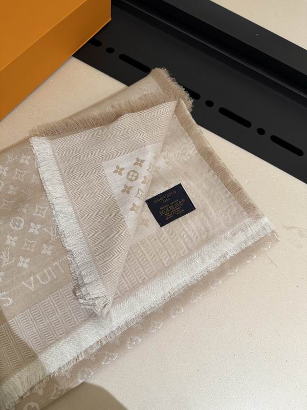 LV scarf 120X120cm 70%羊毛30%桑蚕丝 E10 (32)