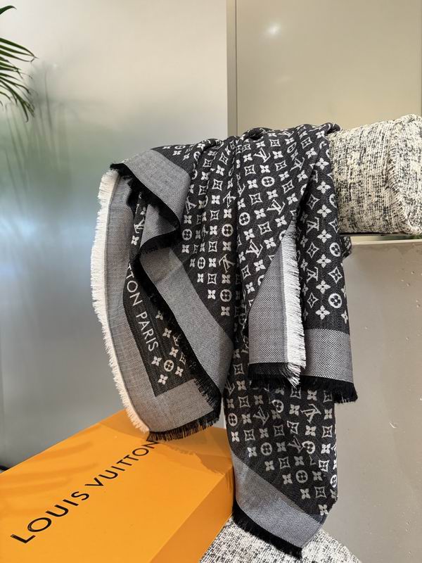 LV scarf 120X120cm 70%羊毛30%桑蚕丝 E10 (4)