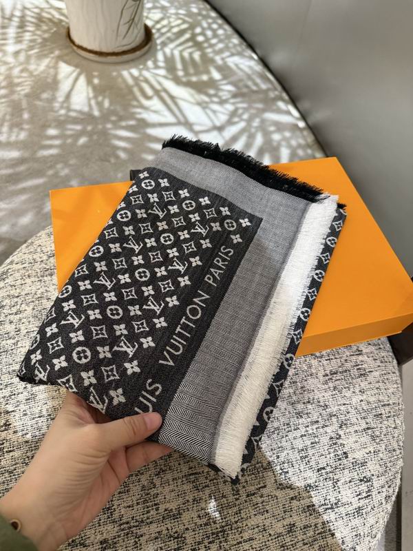 LV scarf 120X120cm 70%羊毛30%桑蚕丝 E10 (7)