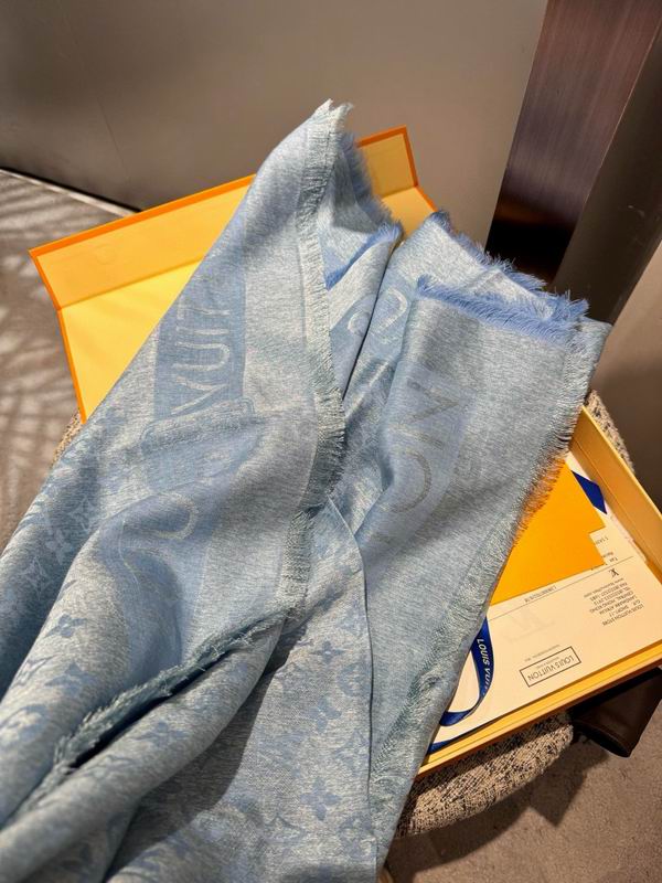 LV scarf 140X140cm E69 (13)