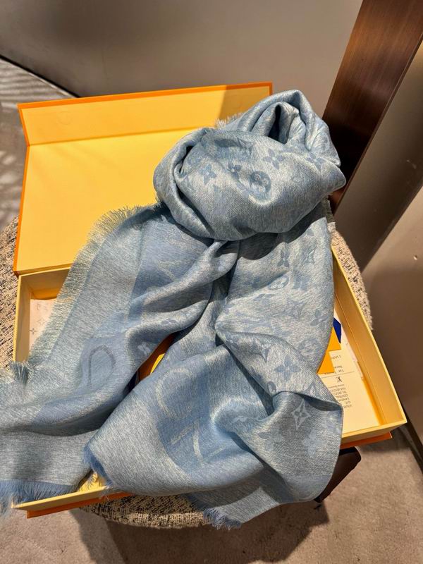 LV scarf 140X140cm E69 (14)
