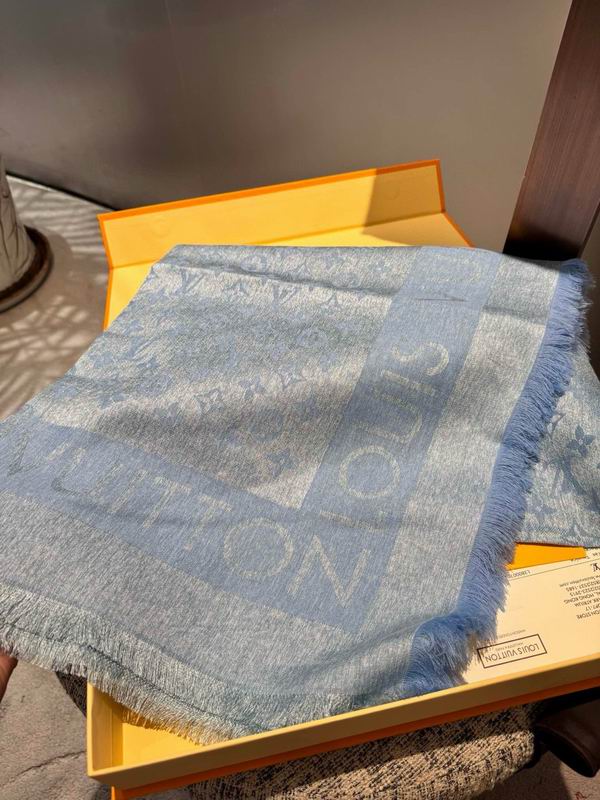LV scarf 140X140cm E69 (16)