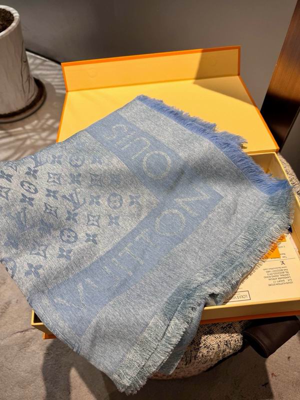 LV scarf 140X140cm E69 (18)