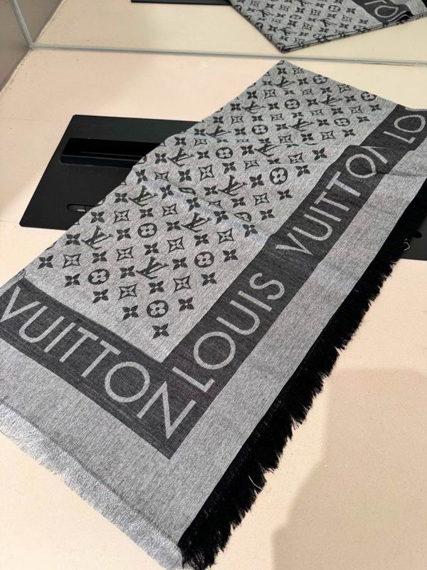 LV scarf 140X140cm E69 (6)