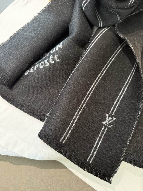 LV scarf 170X34cm E27 (10)