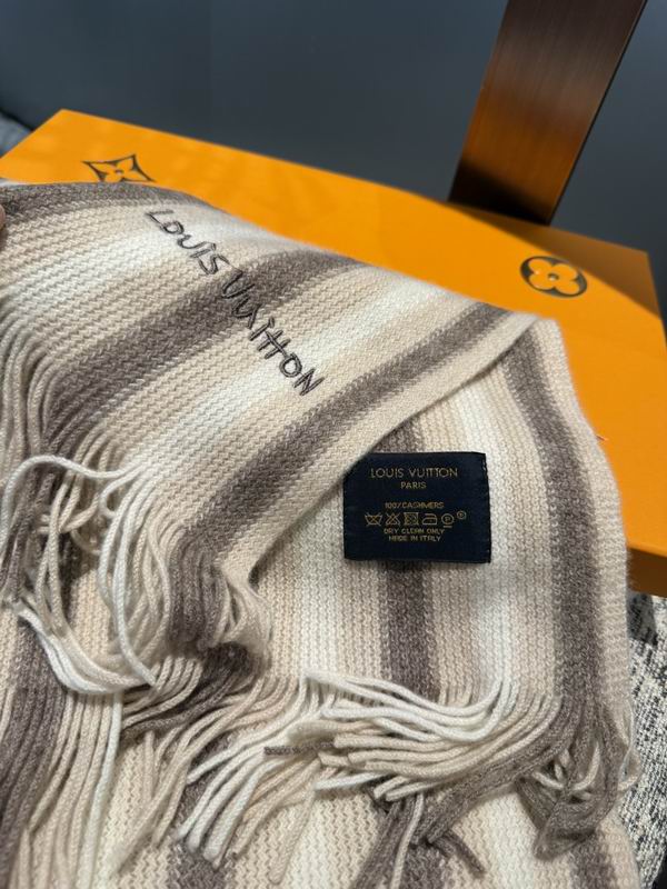 LV scarf 30X180cm E39 (5)