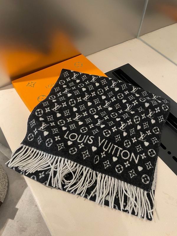 LV scarf 45X190cm E05 (5)