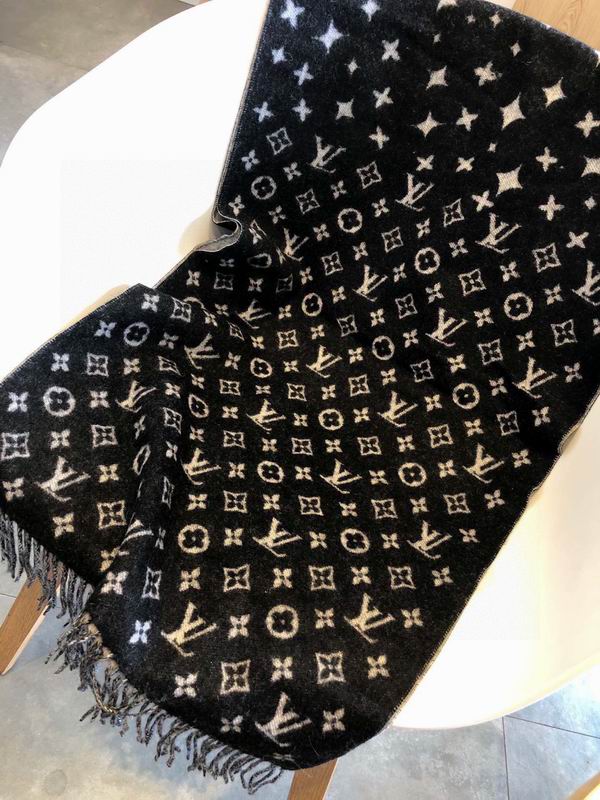 LV scarf 45X190cm E06 (2)
