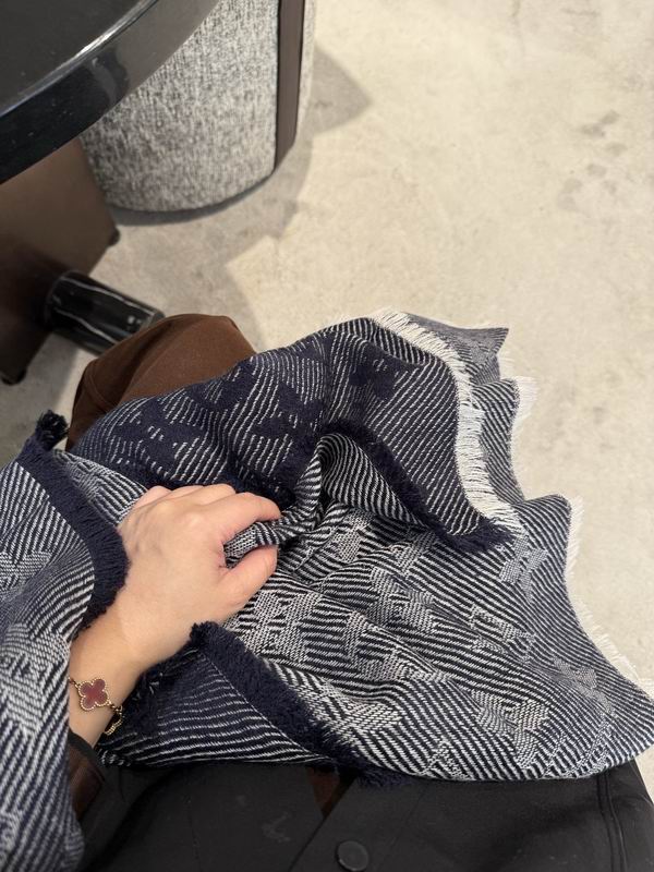 LV scarf 70X200cm 70%羊毛30%真丝 E09 (2)
