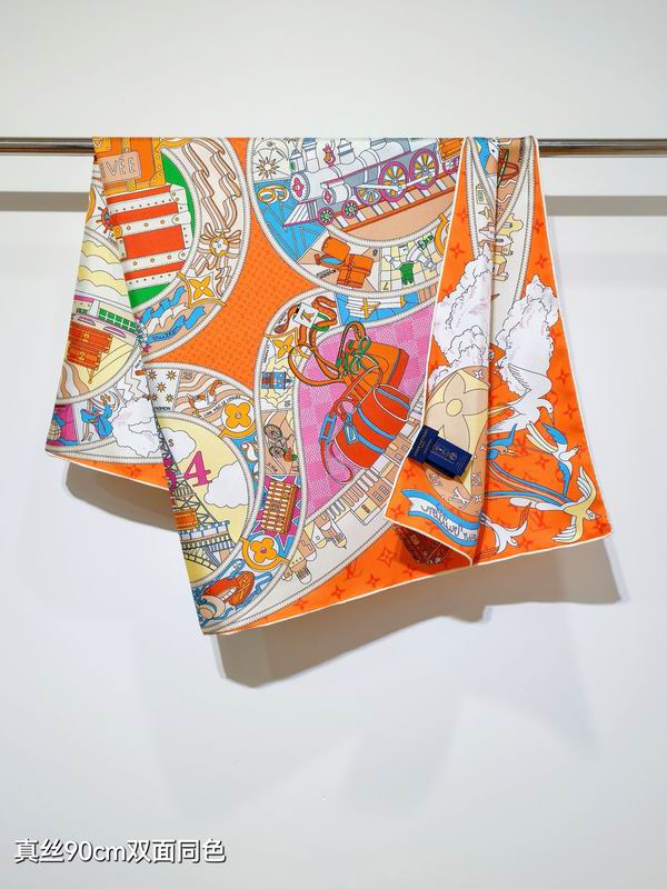LV silk Scarf 90X90cm E15 (4)