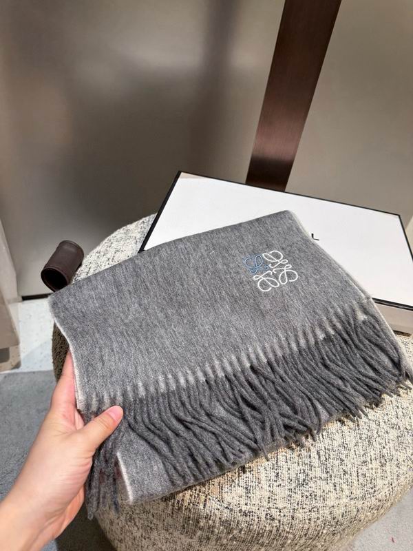 Loewe Scarf 35X180cm E31 (42)
