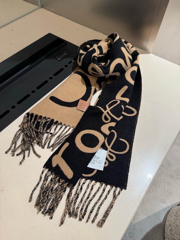 Loewe Scarf 40X200cm E22 (3)