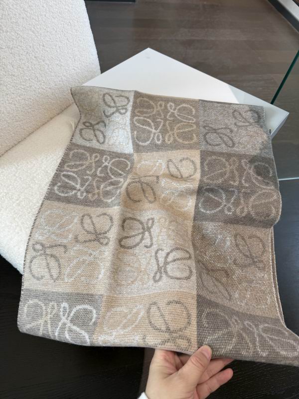 Loewe Scarf 40X200cm E71 (30)