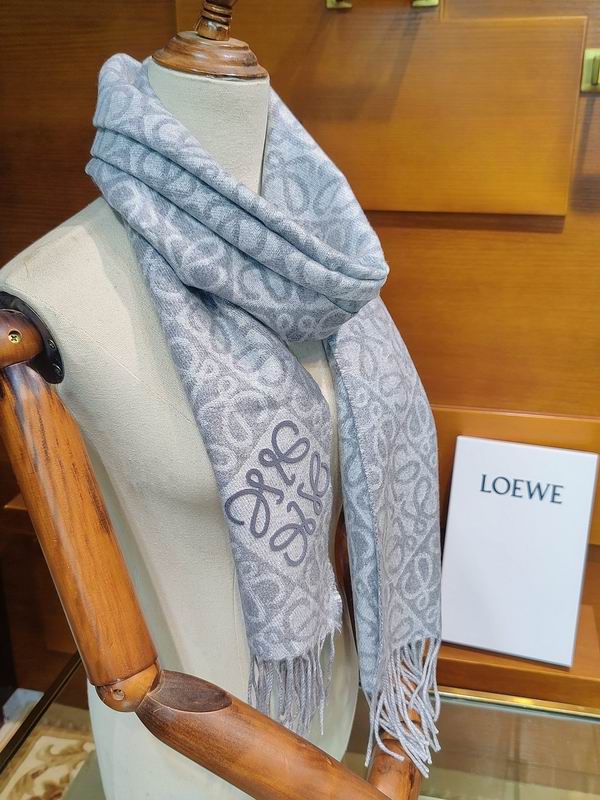Loewe Scarf E02 (36)