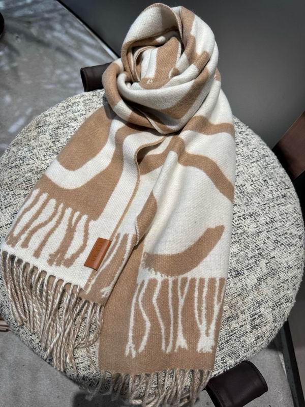 Loewe Scarf E77 (19)