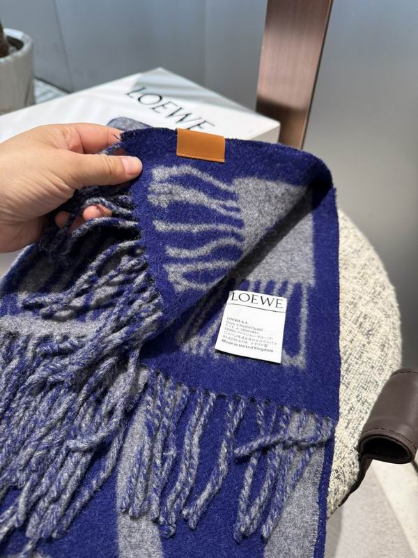 Loewe Scarf E77 (5)