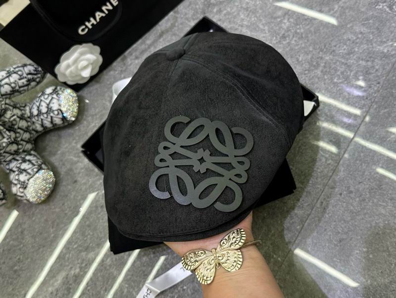 Loewe beret dx (138)