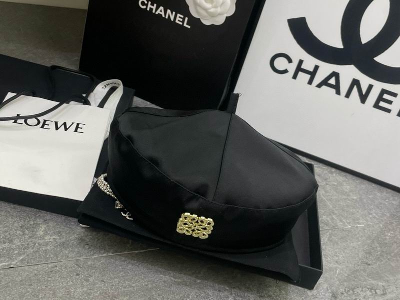 Loewe beret dx (161)