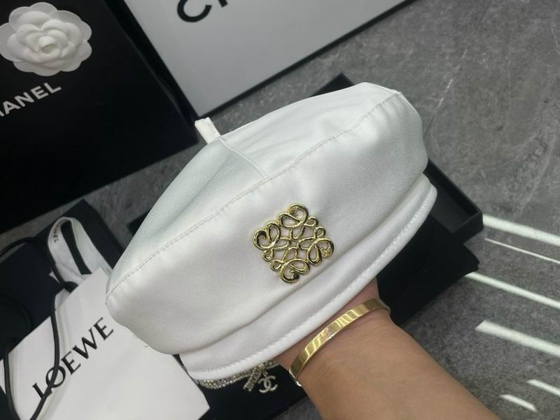 Loewe beret dx (167)