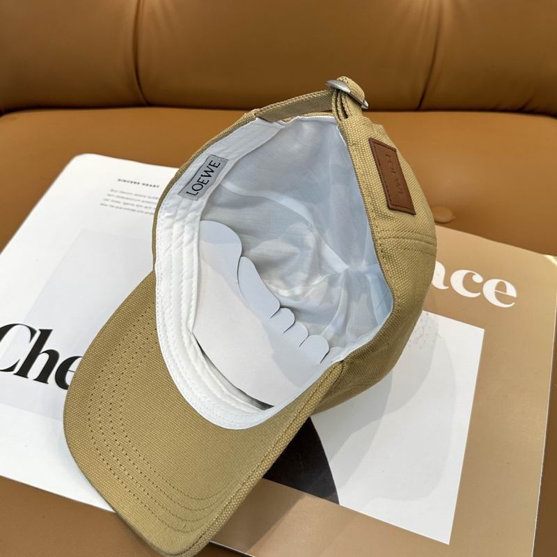 Loewe cap dx (132)